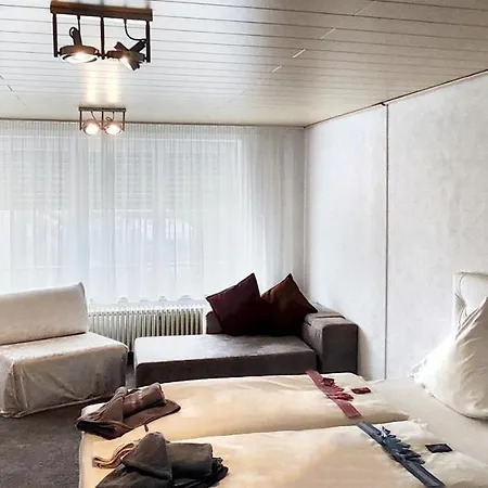 Hellers Twenty Four Ii -24h-check-in- Friedrichshafen