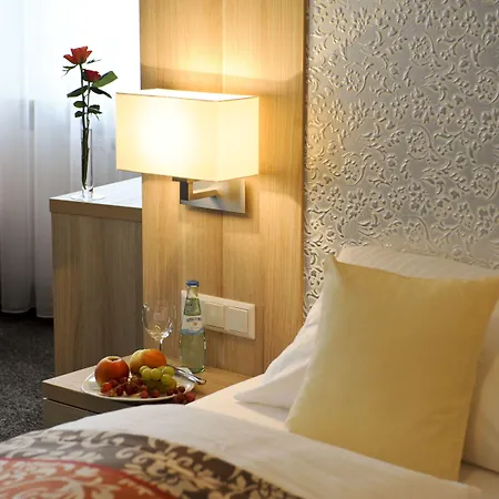 Hellers Twenty Four Ii -24h-check-in- Hotel