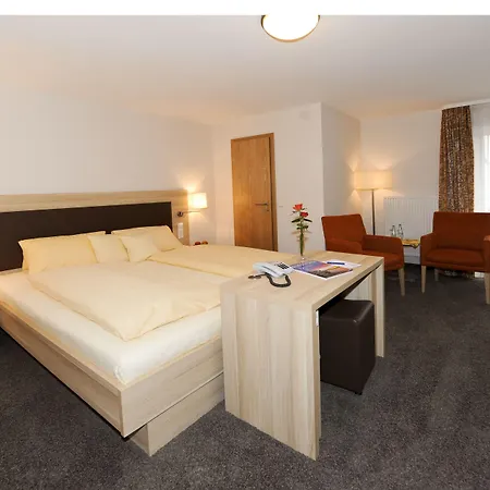 Hellers Twenty Four Ii -24h-check-in- Hotel Friedrichshafen