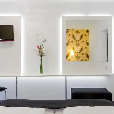 Hotel Hellers Twenty Four Ii -24h-check-in- 3*