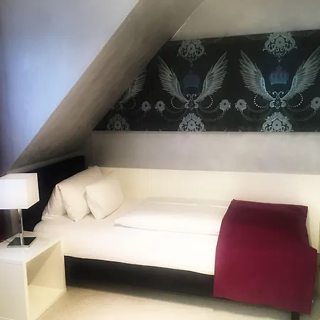 Hellers Twenty Four Ii -24h-check-in- 3* Friedrichshafen