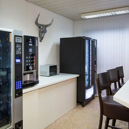 Hellers Twenty Four Ii -24h-check-in- Hotel Friedrichshafen