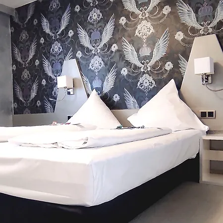 Hellers Twenty Four Ii -24h-check-in- 3* Friedrichshafen