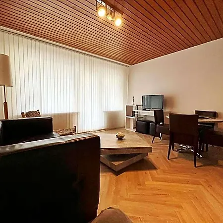 Hellers Twenty Four Ii -24h-check-in- Szálloda 3*