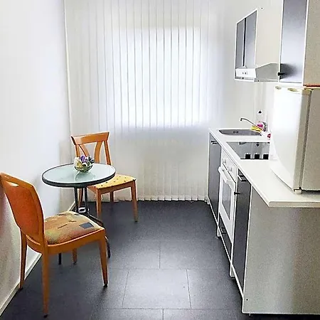 Hellers Twenty Four Ii -24h-check-in- Hotel 3*