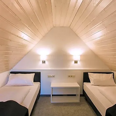 Szálloda Hellers Twenty Four Ii -24h-check-in-