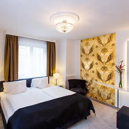 Hellers Twenty Four Ii -24h-check-in- Hotel Friedrichshafen