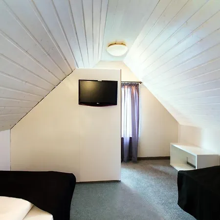 Hellers Twenty Four Ii -24h-check-in- Hotel Friedrichshafen