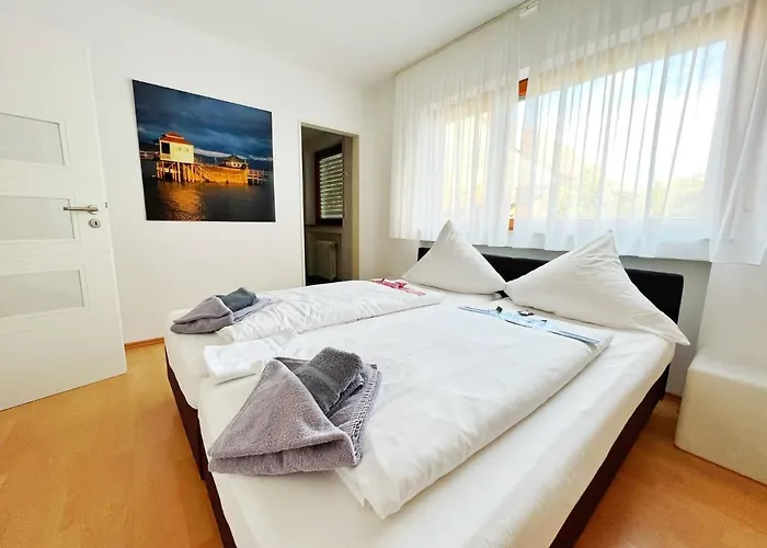 Hellers Twenty Four Ii -24h-check-in- 3* 腓特烈港