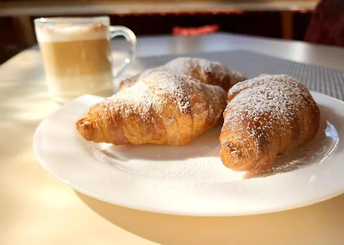 Hellers Twenty Four Ii -24h-check-in- 3* 腓特烈港