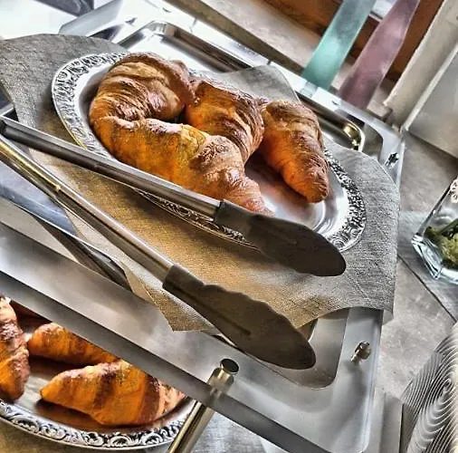 Hellers Twenty Four Ii -24h-check-in- 腓特烈港