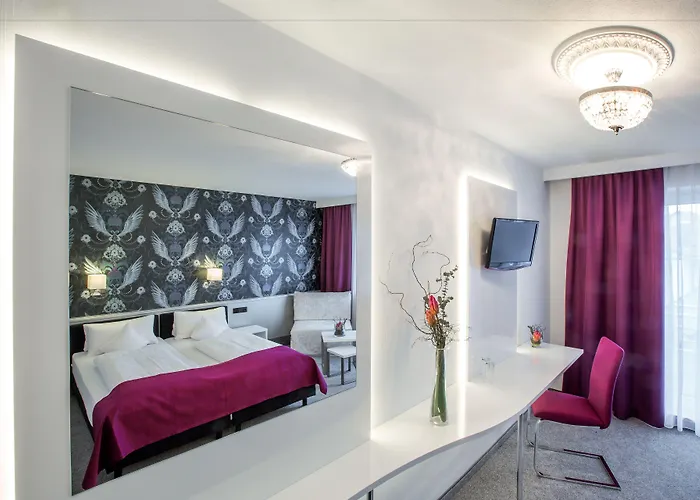 Hellers Twenty Four Ii -24h-check-in- 3* 腓特烈港