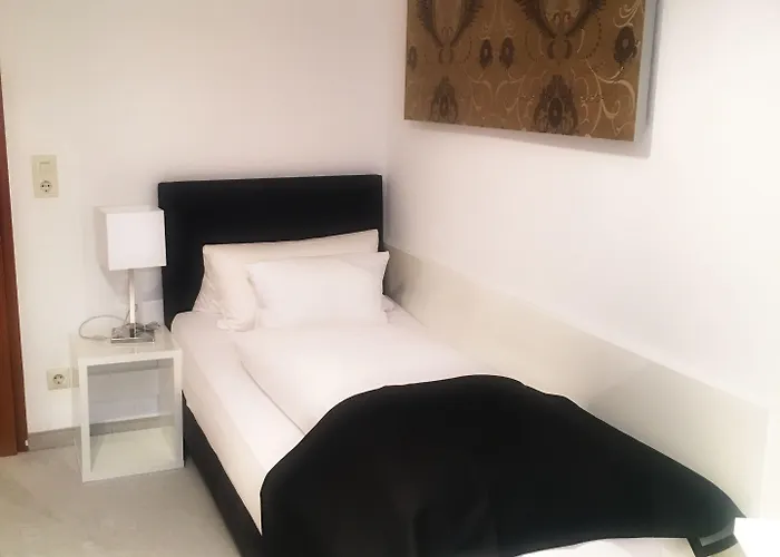 Hellers Twenty Four Ii -24h-check-in- 酒店 腓特烈港