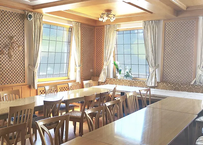 Hellers Twenty Four Ii -24h-check-in- 3*