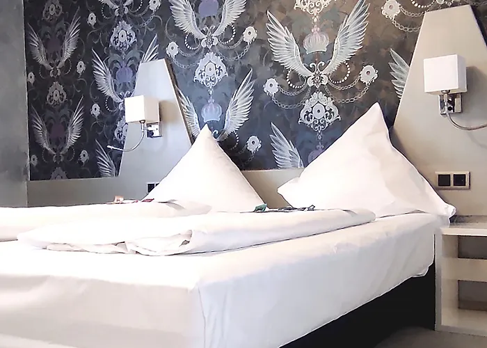 Hellers Twenty Four Ii -24h-check-in- 3* 腓特烈港