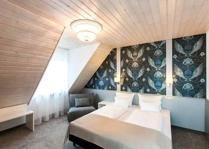 Hellers Twenty Four Ii -24h-check-in- 腓特烈港